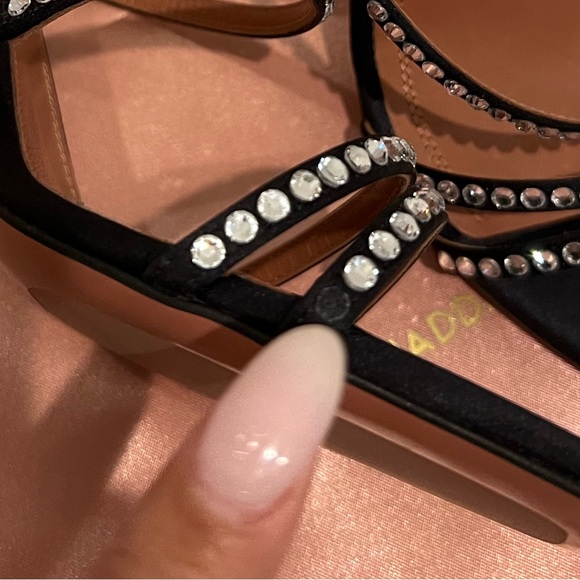 New!✨💯Amina Muaddi Naima Crystal Sandal, Black Size 39 and 9 - Picture 6 of 12